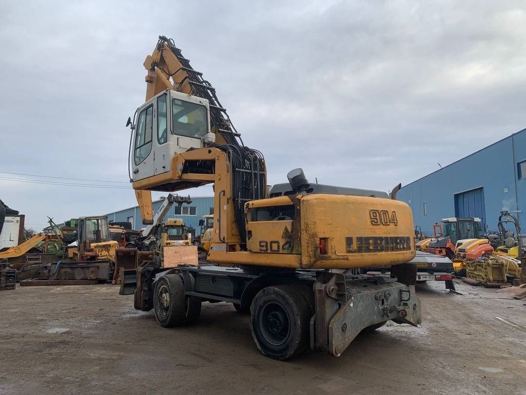 2009 Liebherr A904 C Wheel Excavator