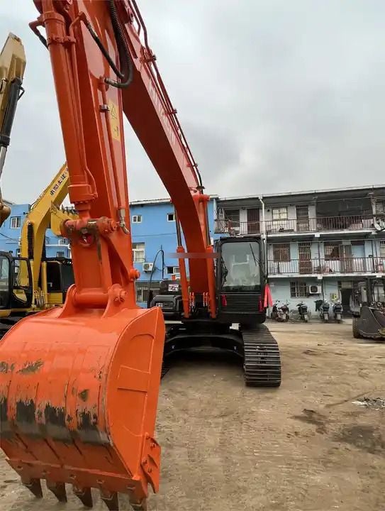 2016 Hitachi ZX200-5G Crawler Excavator