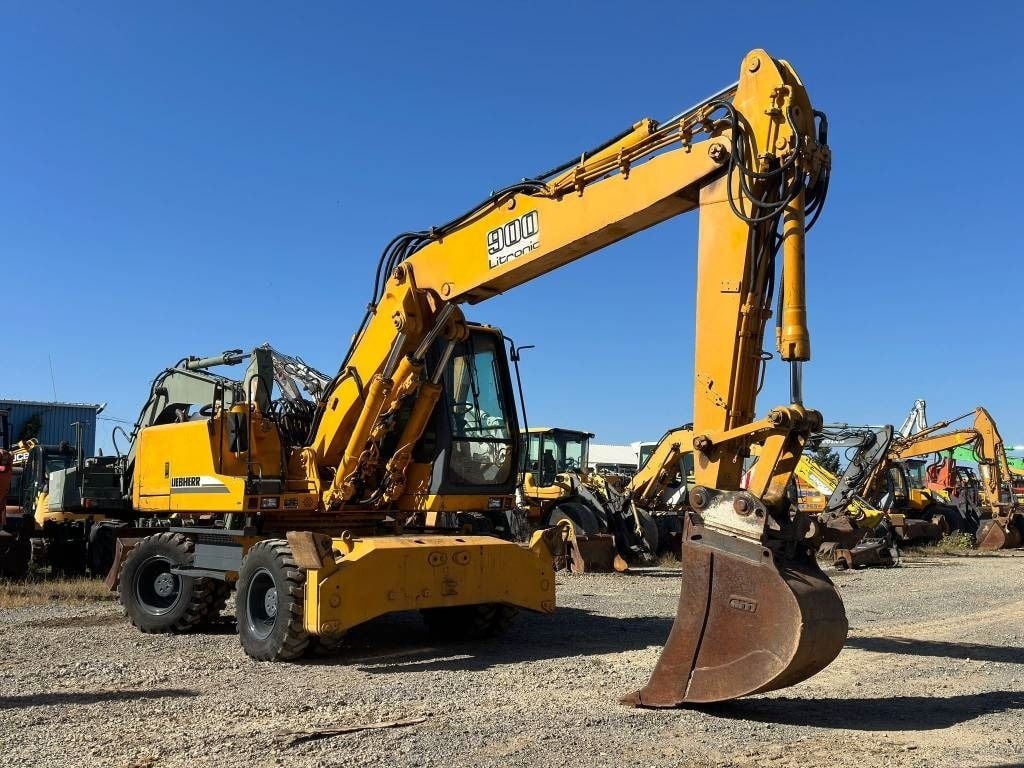 2005 Liebherr A900B LITRONIC Wheel Excavator