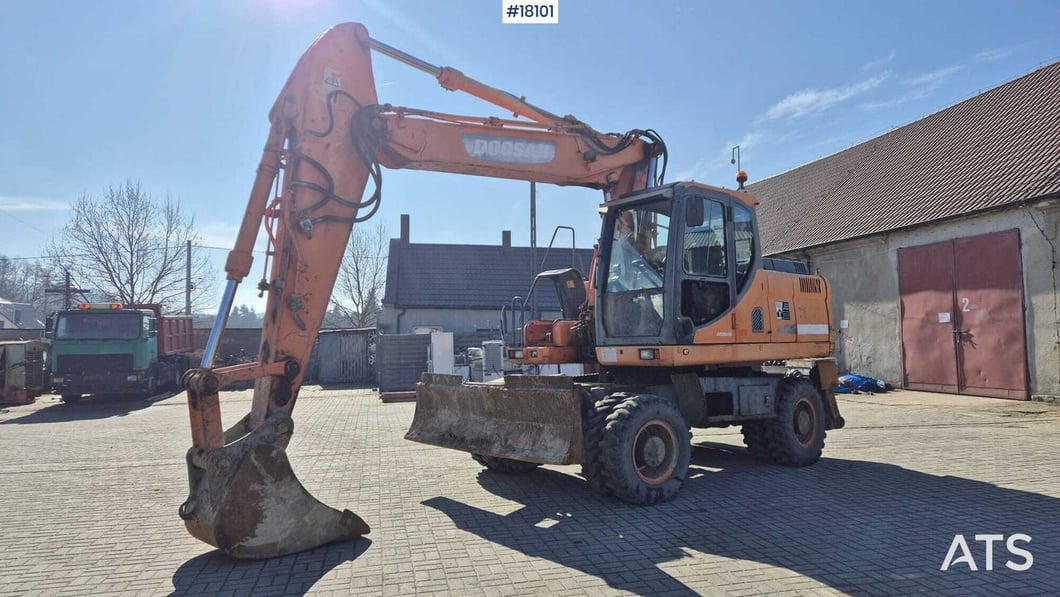 2010 Doosan DX190W Wheel Excavator