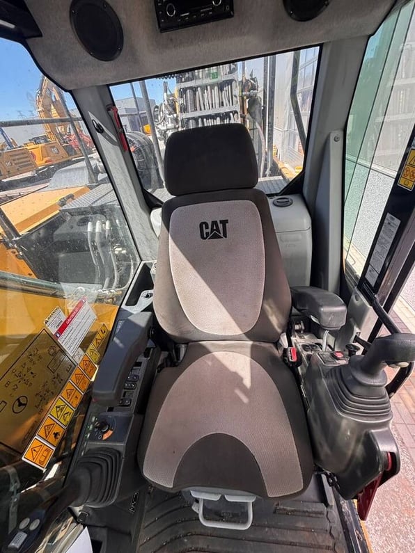 2017 Caterpillar MH3022 Material Handler