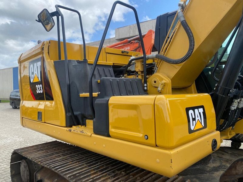 2018 Caterpillar 323 Crawler Excavator