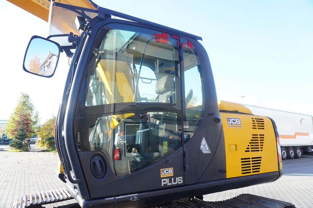 2016 JCB JS145LC Crawler Excavator