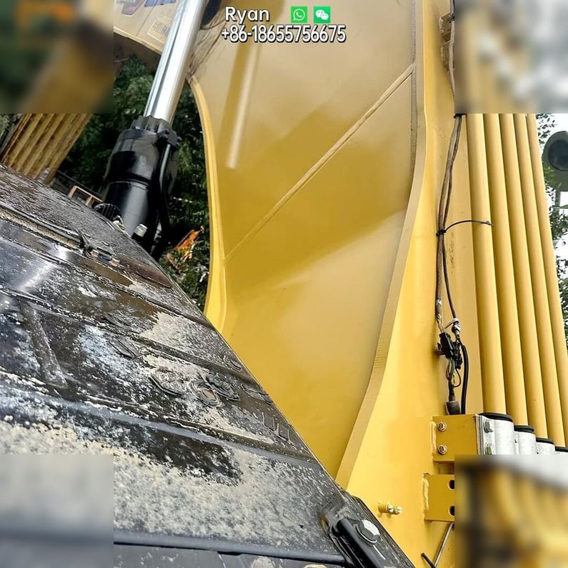 2021 Caterpillar 395 Crawler Excavator