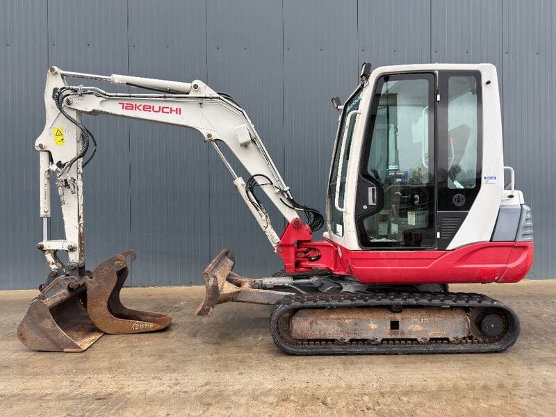 2010 Takeuchi TB235 Mini Excavator