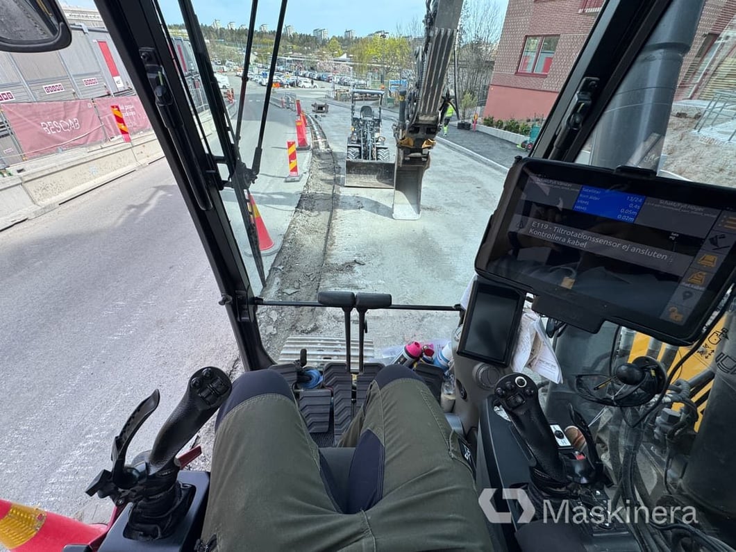 2019 Volvo ECR235EL Crawler Excavator