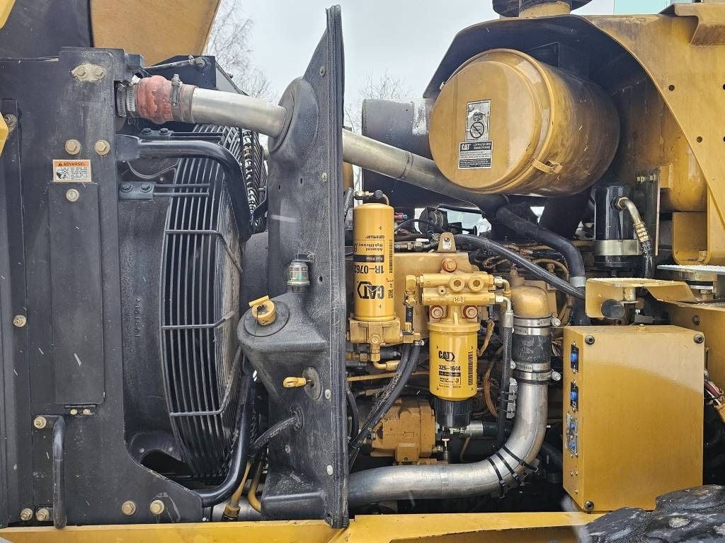 2003 Caterpillar 938G Wheel Excavator