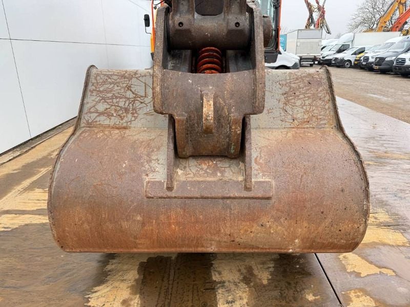 Volvo EC300EL – Hammer Lines / Quick Coupler / Camera (2020)