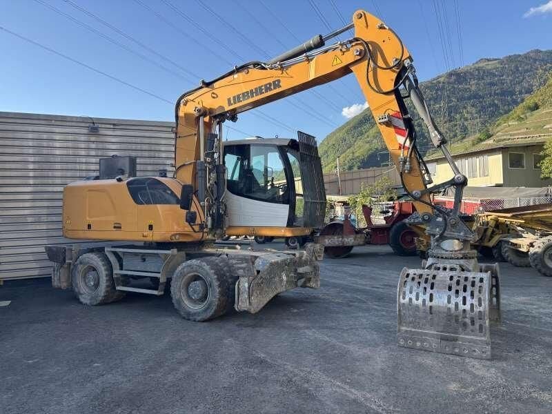 2019 Liebherr LH22 Material Handler