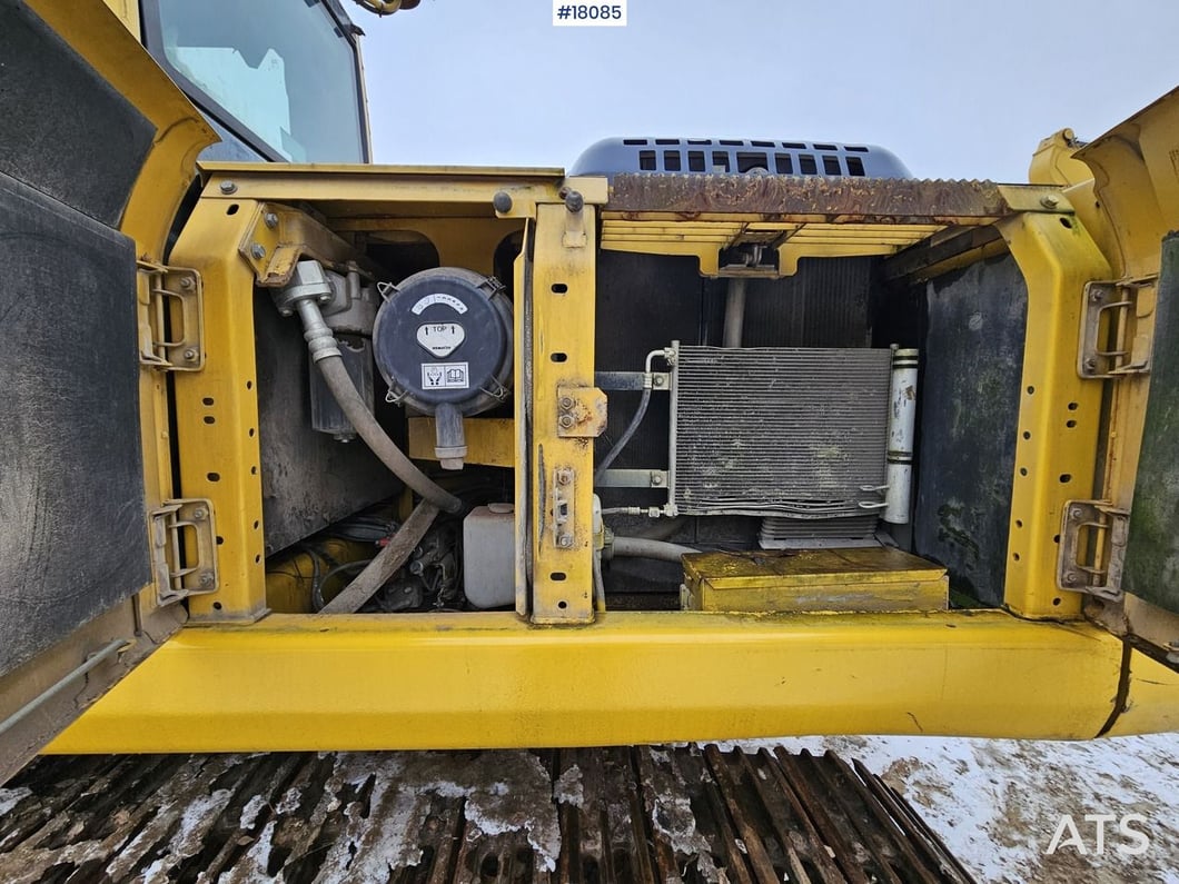2011 Komatsu PC210LC-8 Crawler Excavator