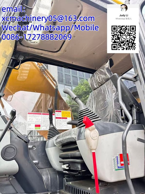 2024 Komatsu PC210 Crawler Excavator