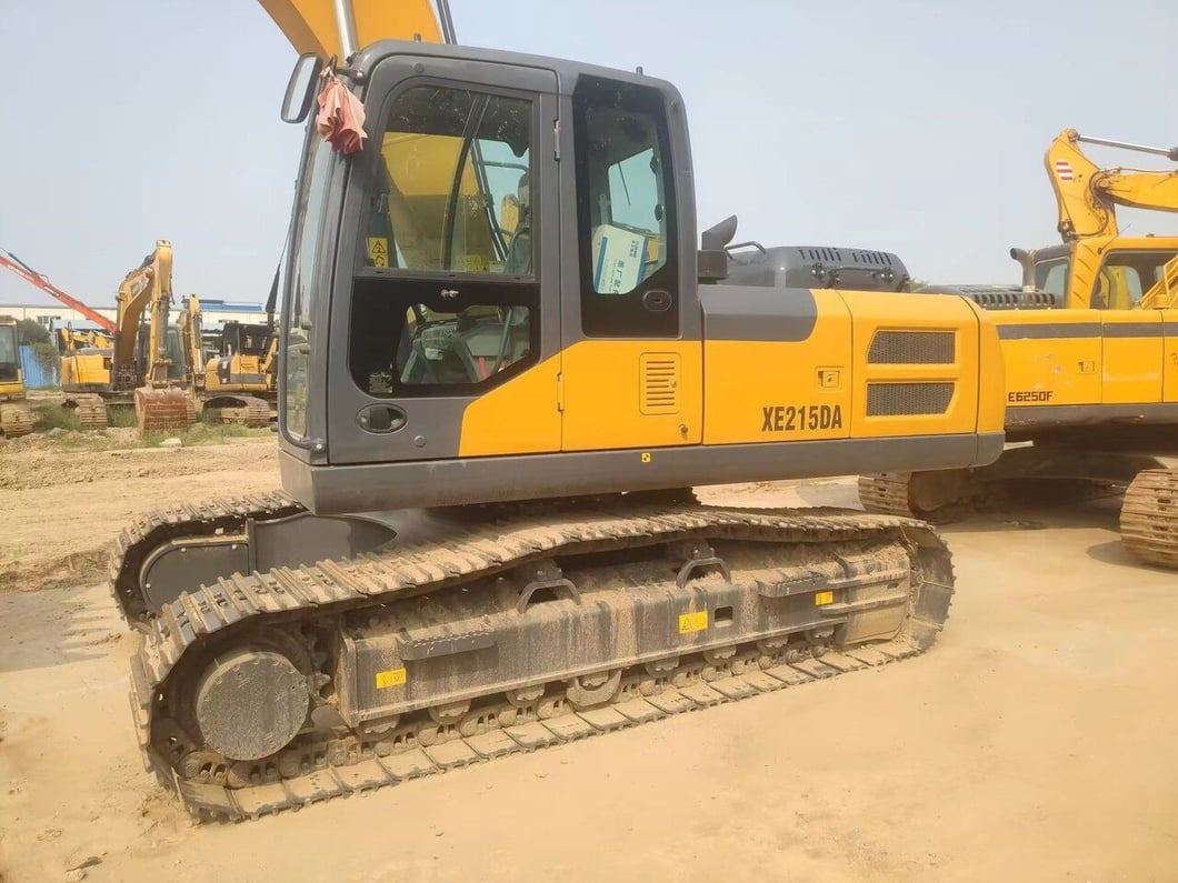2021 XEMG XE215DA Crawler Excavator