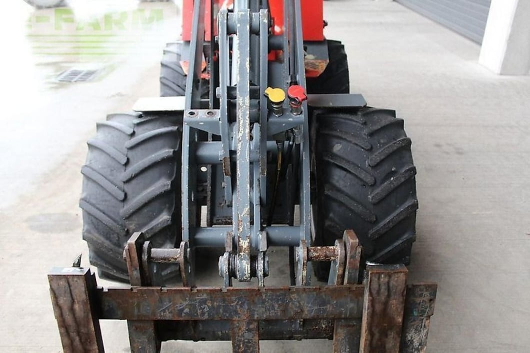 2009 Giant D 335 T Mini Excavator