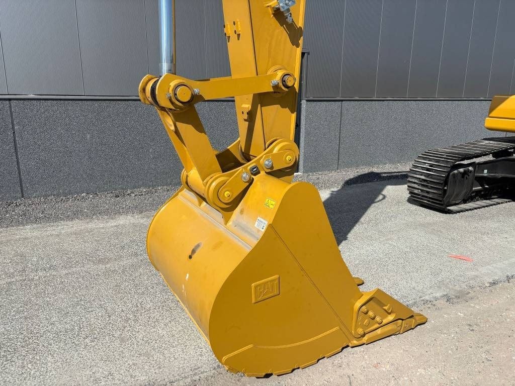 2024 Caterpillar 330GC Crawler Excavator