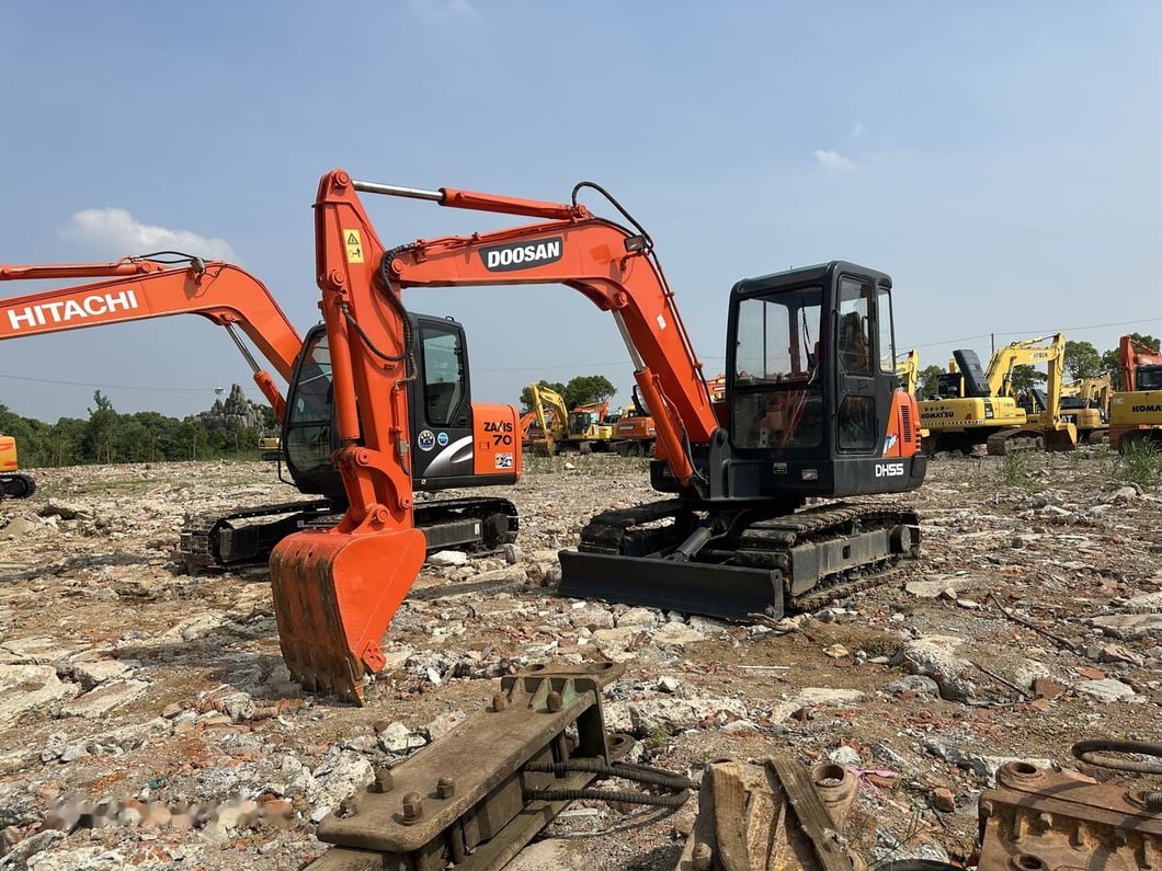 Doosan DH55 Crawler Excavator