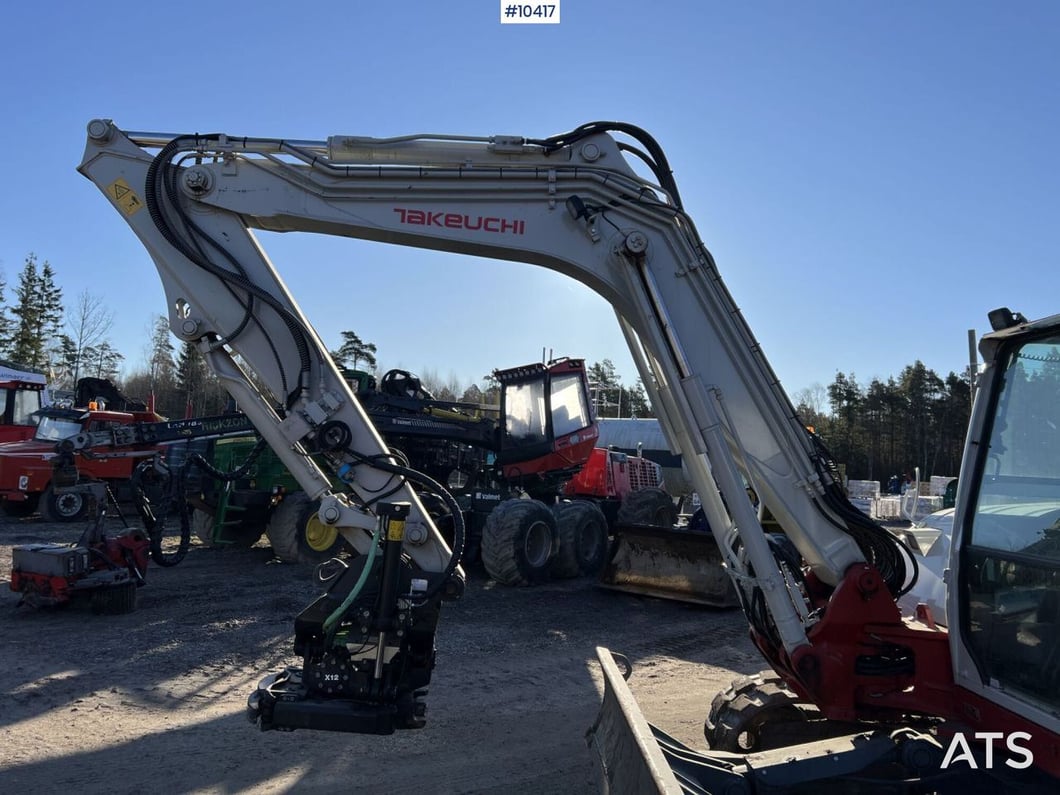 2022 Takeuchi TB290-2 Mini Excavator