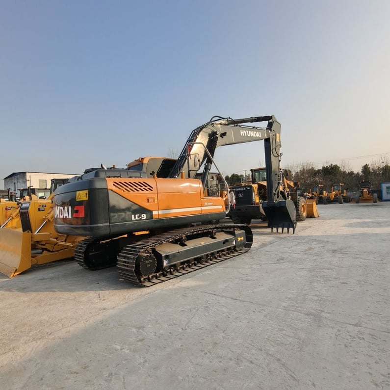 2024 Hyundai R220LC-9S Crawler Excavator
