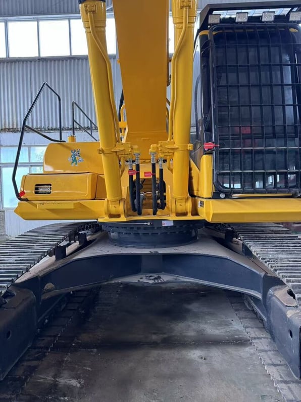 2024 Komatsu PC360 Crawler Excavator
