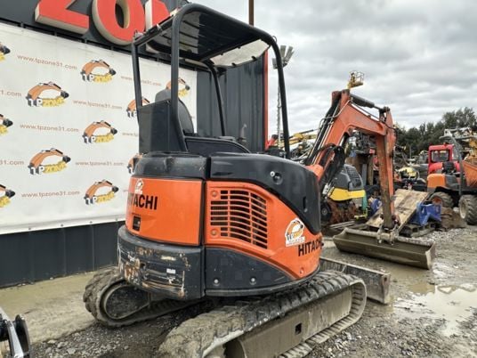 2015 Hitachi ZX29U-3 Mini Excavator