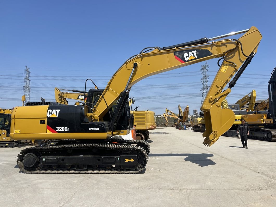 2023 Caterpillar 320D Crawler Excavator