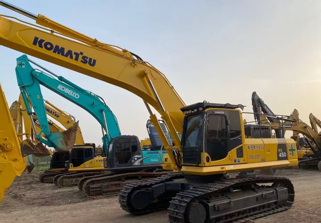 2020 Komatsu PC450-8 Crawler Excavator