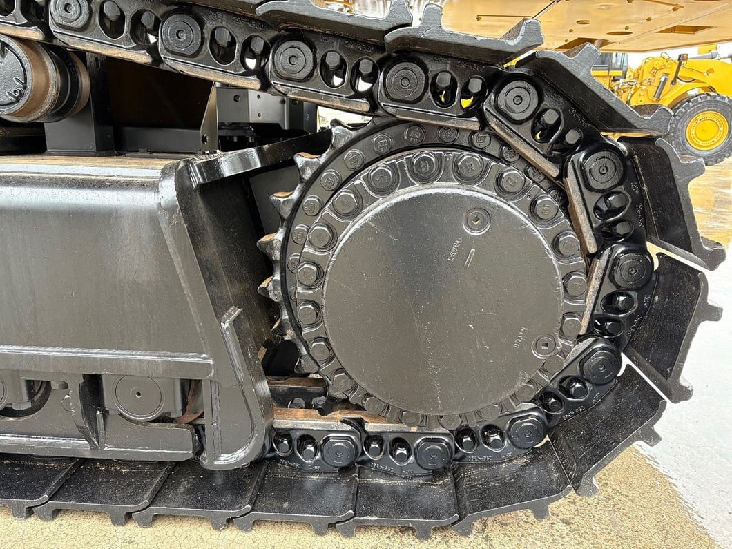 2020 Caterpillar 390F Crawler Excavator