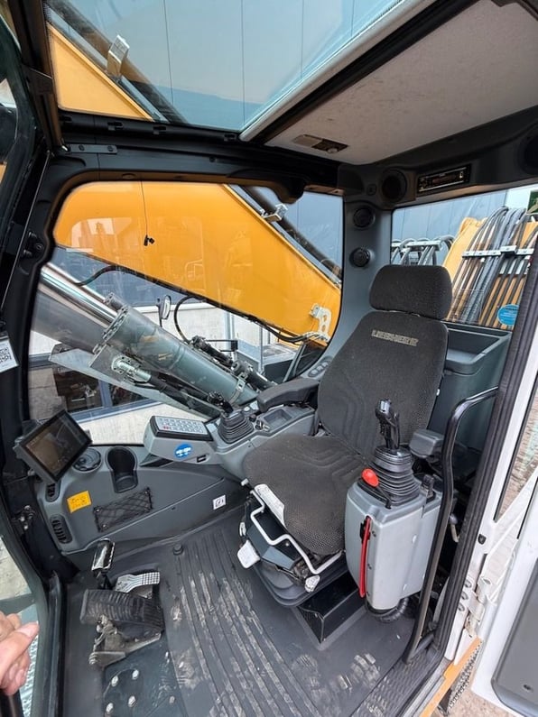 2022 Liebherr LH40 M Material Handler