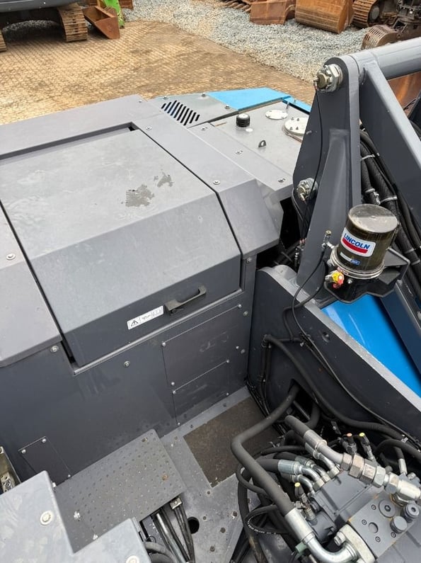 2021 Fuchs MHL350F Material Handler