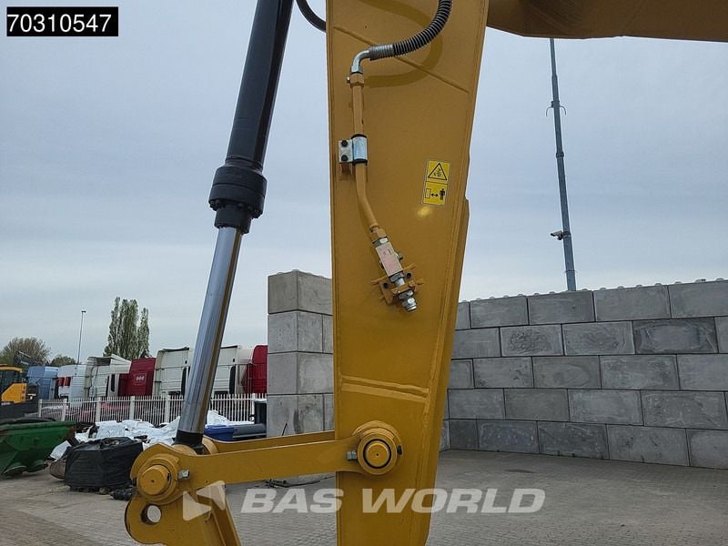 2025 Caterpillar 320D3 Crawler Excavator