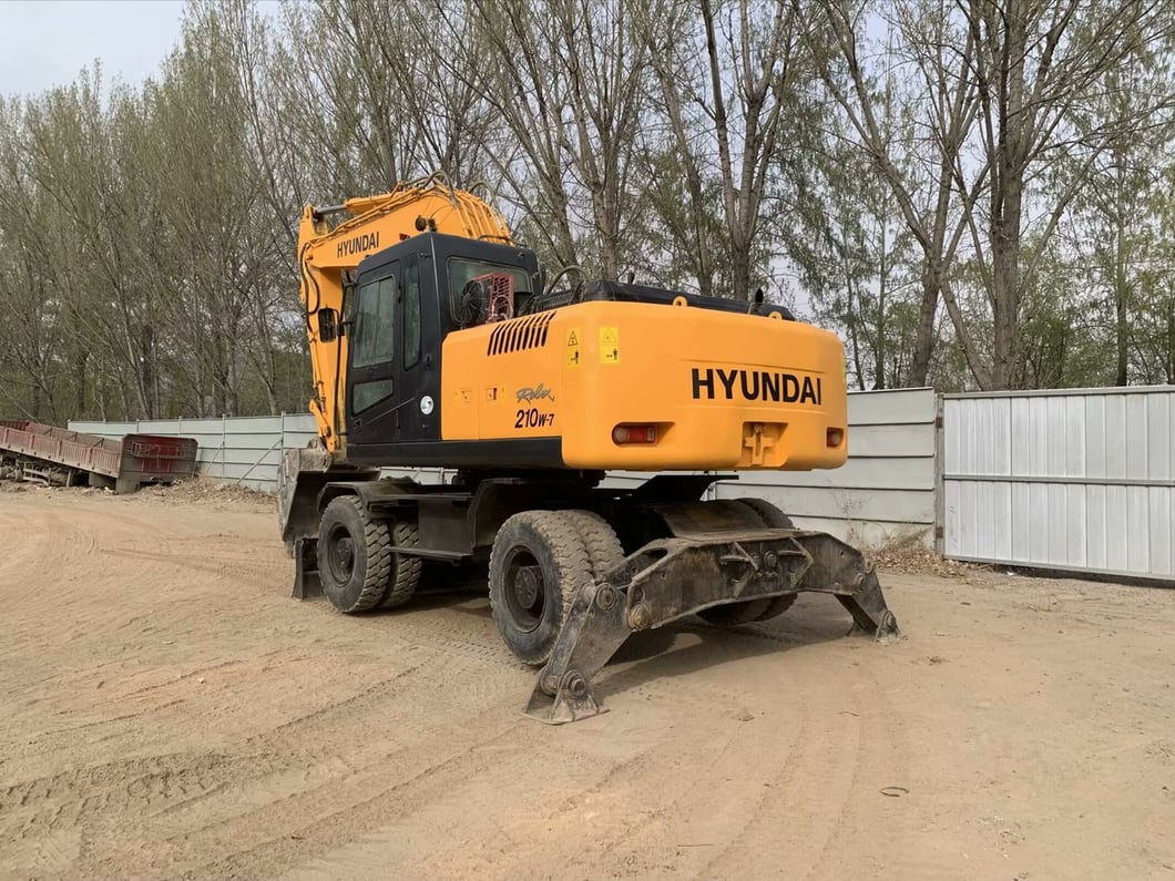 2018 Hyundai R210W-7 Wheel Excavator