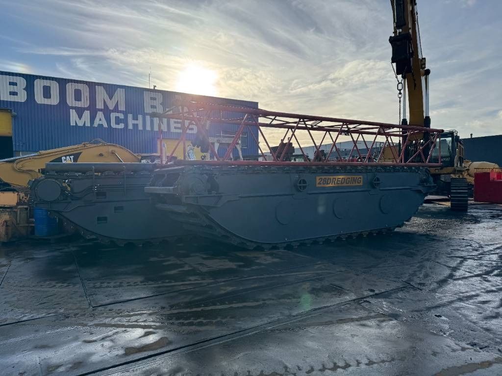 2025 Caterpillar 320 Amphibious Excavator