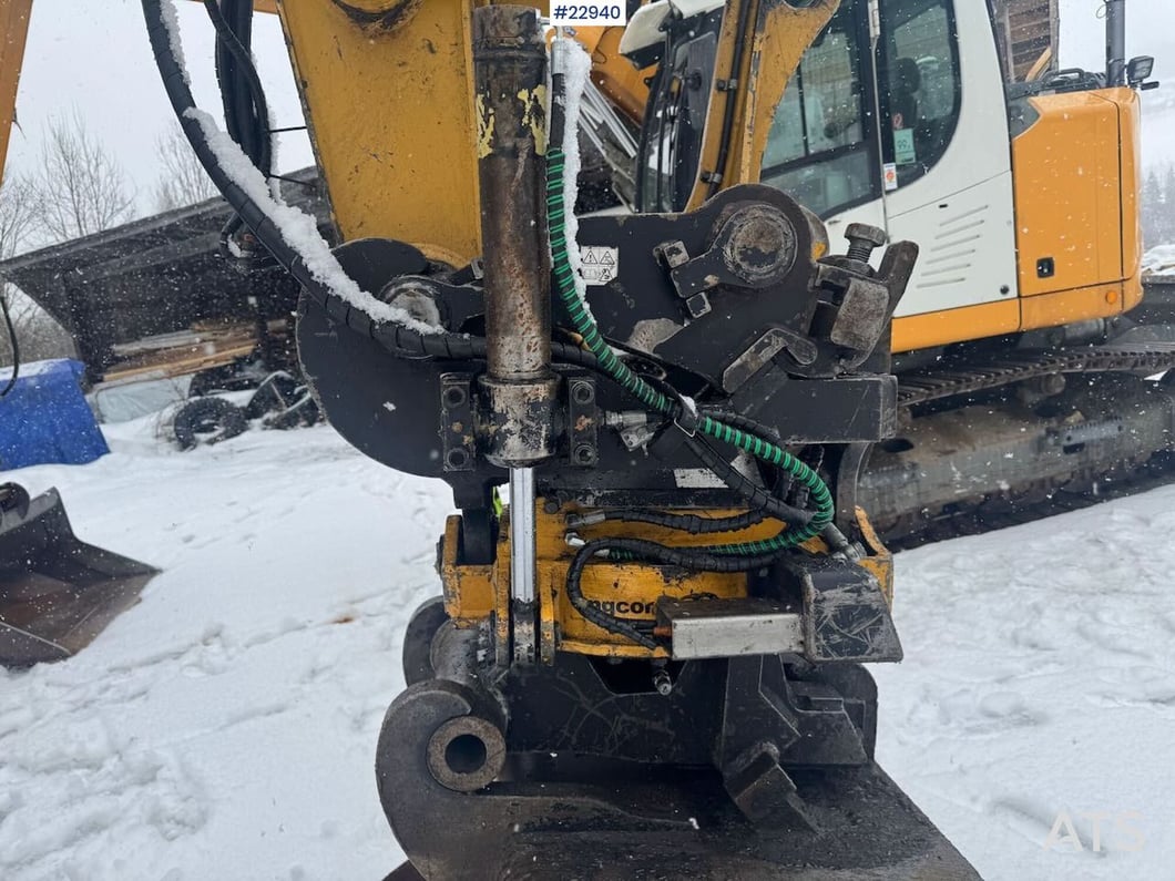 2005 Caterpillar M313C Wheel Excavator