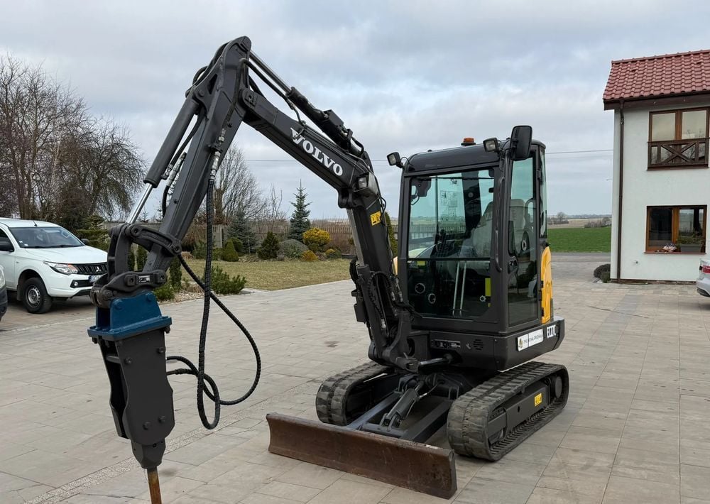 2013 Volvo EC27C Crawler Excavator