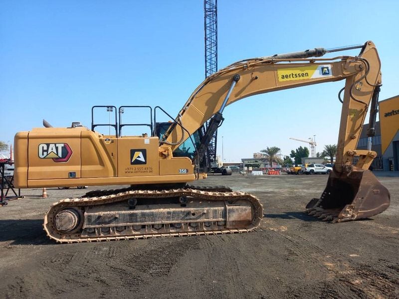 2022 Caterpillar 350 Crawler Excavator