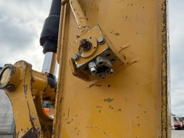 2012 Caterpillar 320E Crawler Excavator