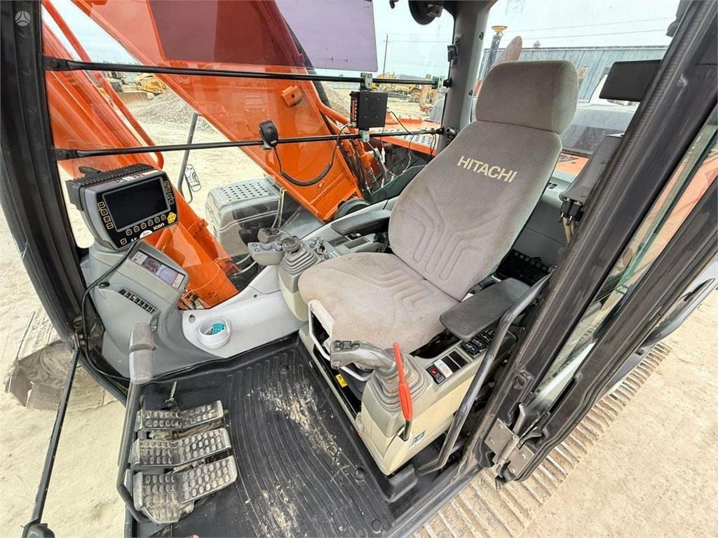 2013 Hitachi ZX290LC-5B Crawler Excavator