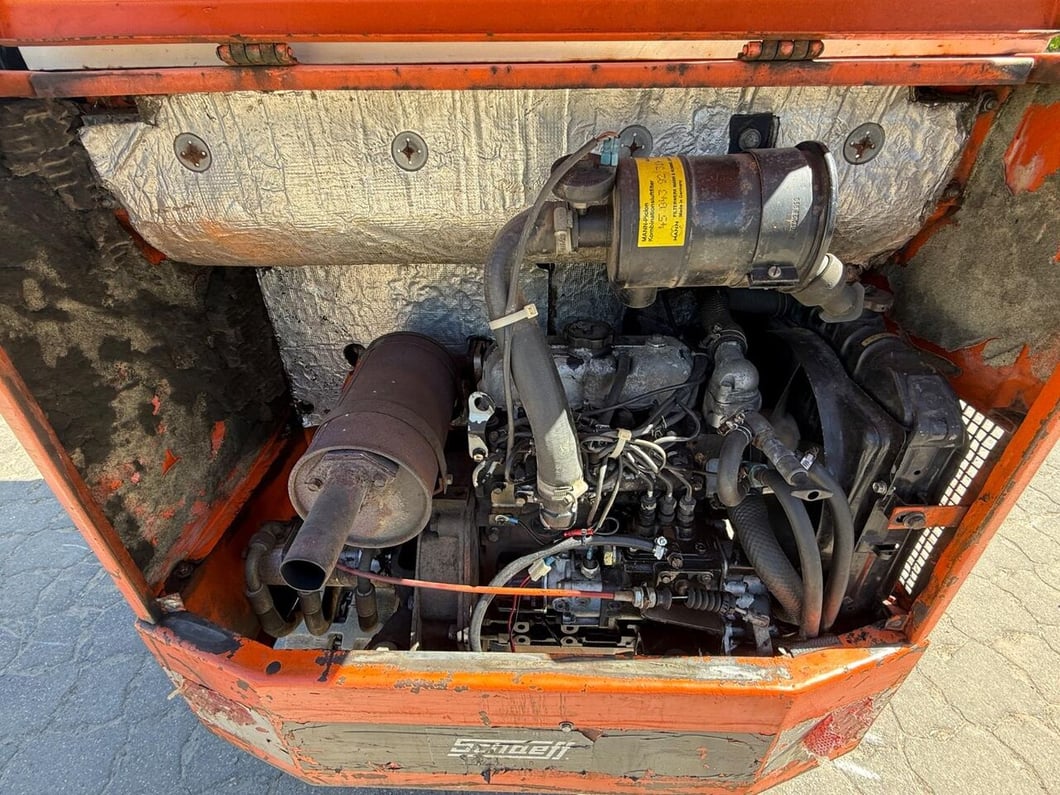 1990 Schaeff HR02 Mini Excavator