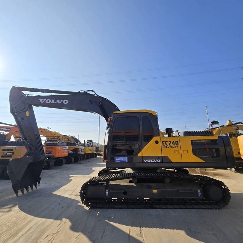 2023 Volvo EC240 Crawler Excavator