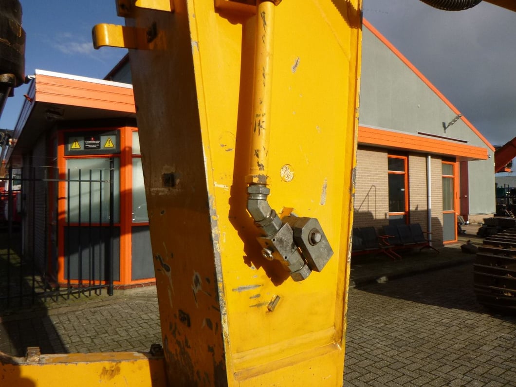 2010 JCB JS460LC Crawler Excavator