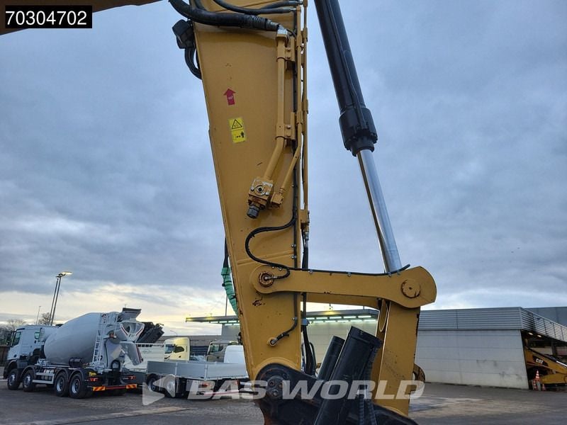2016 Caterpillar 326FL Crawler Excavator