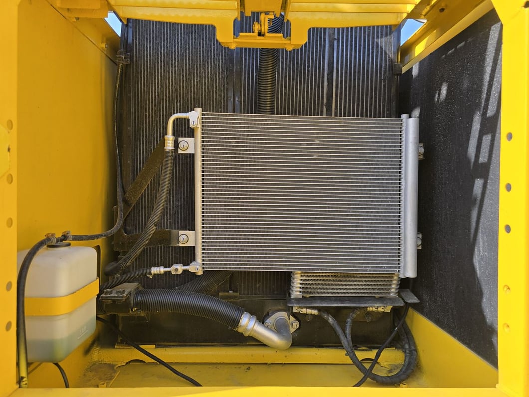 2024 Komatsu PC200-8 Crawler Excavator