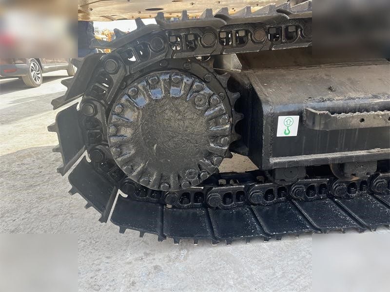 2016 Caterpillar 320D2 Crawler Excavator