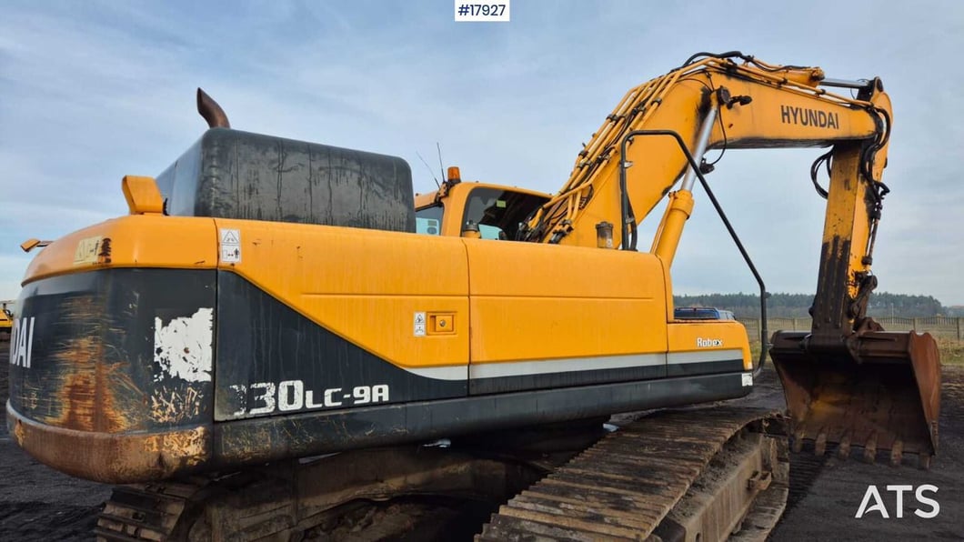 2015 Hyundai R330LC-9A Crawler Excavator
