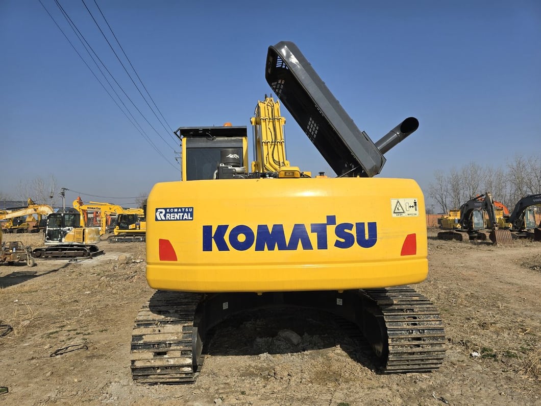 2024 Komatsu PC240-8 Crawler Excavator