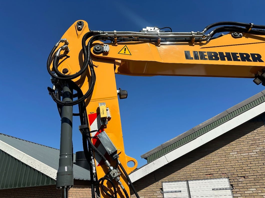 2014 Liebherr A916 Wheel Excavator