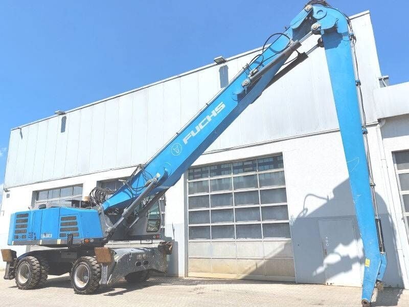 2016 Fuchs MHL360 F Material Handler