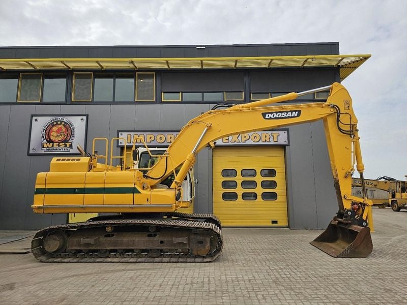 2016 Doosan DX235NLC-5 Crawler Excavator