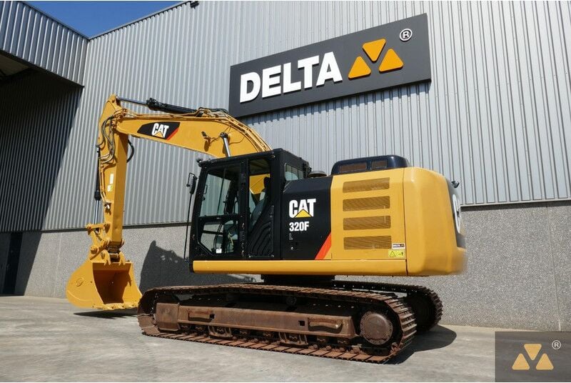 2017 Caterpillar 320FL Crawler Excavator