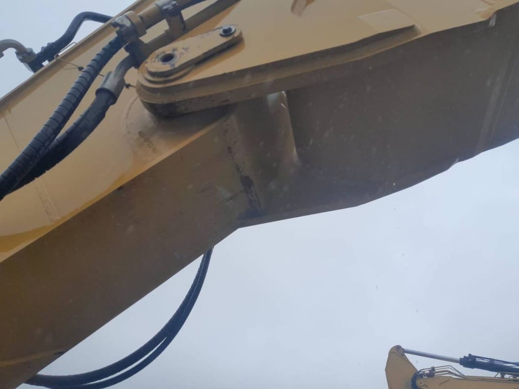 2019 Caterpillar 6015B Crawler Excavator