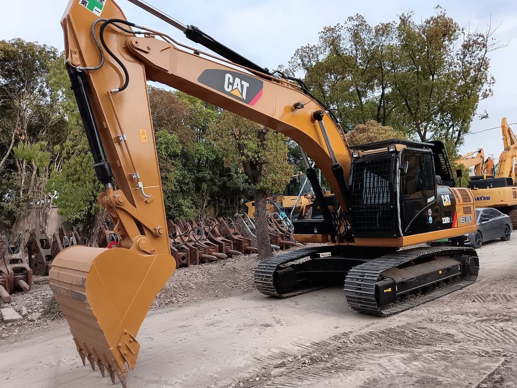 2024 Caterpillar 330D2L Crawler Excavator